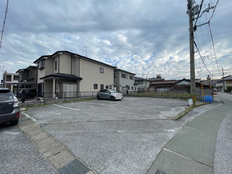 平田町866番8